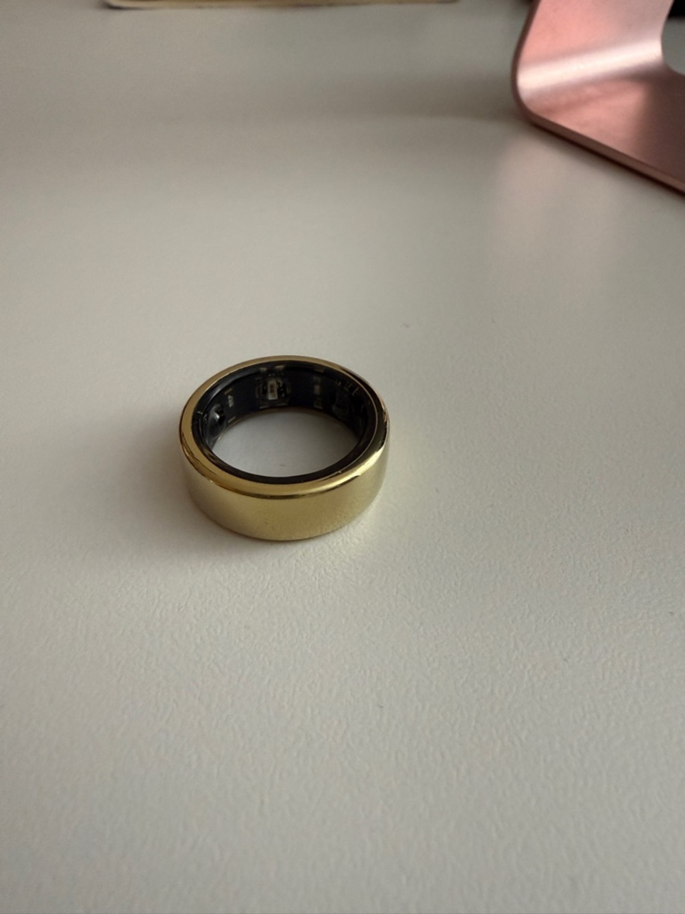 Oura Smart Ring in Gold and Black